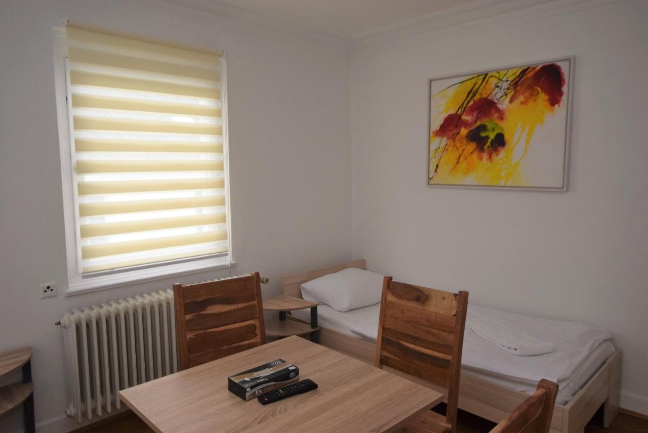 Nuertingen Zimmer Exterior photo