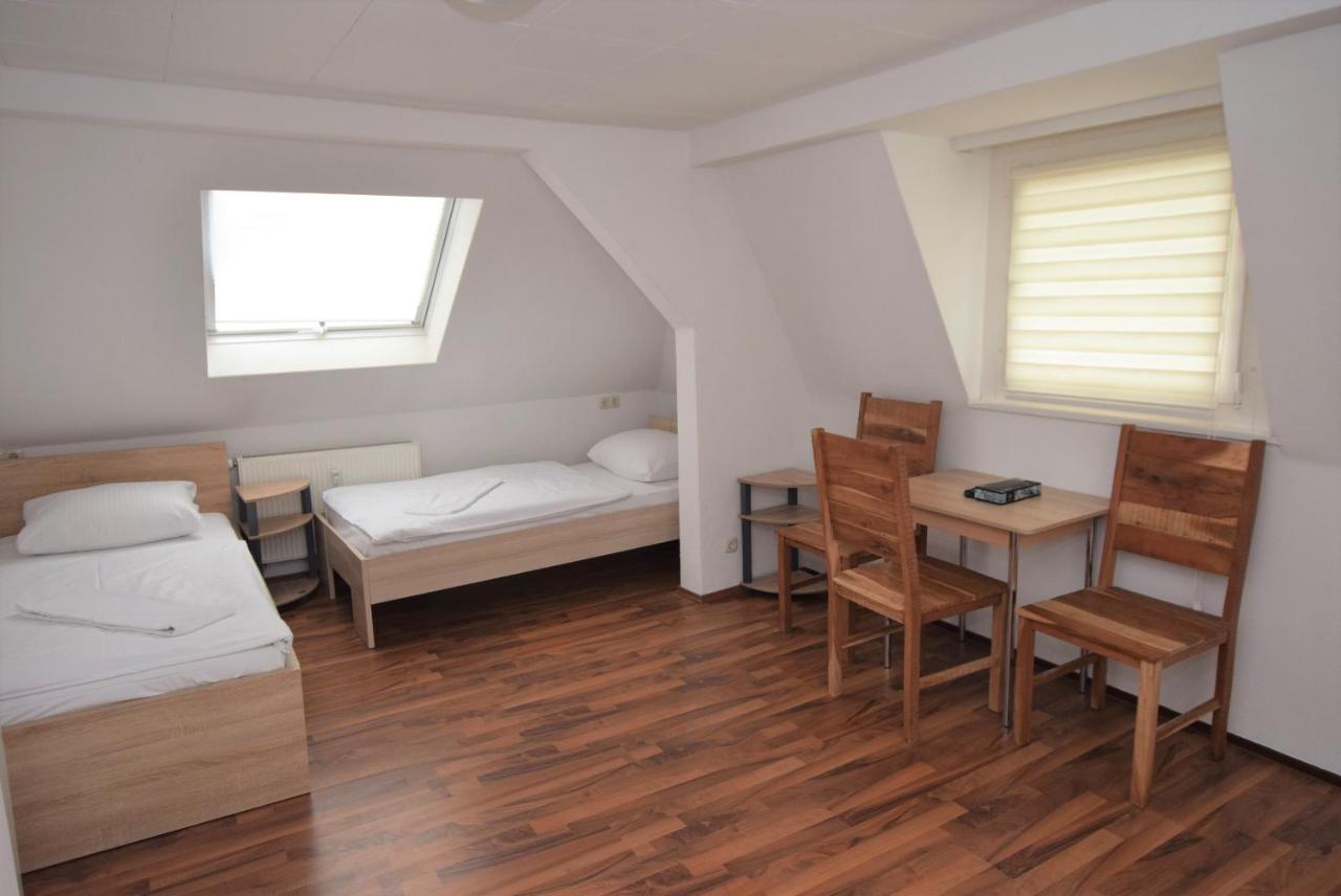 Nuertingen Zimmer Exterior photo